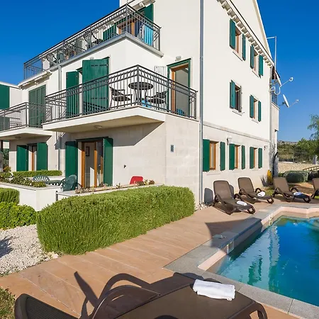 Apartment Milena